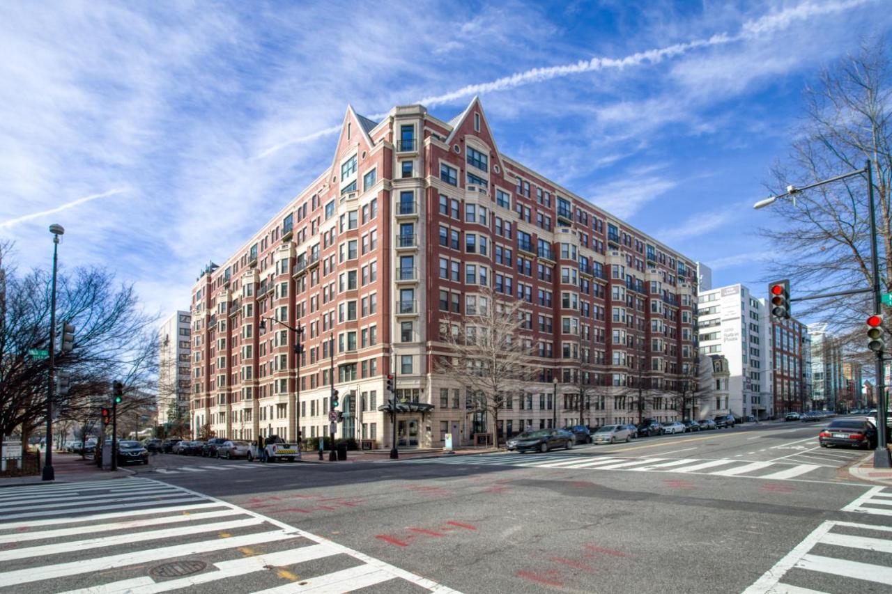 Logan Circle 2Br W Gym Wd Pool Nr Bars Wdc-481 Leilighet Washington Eksteriør bilde
